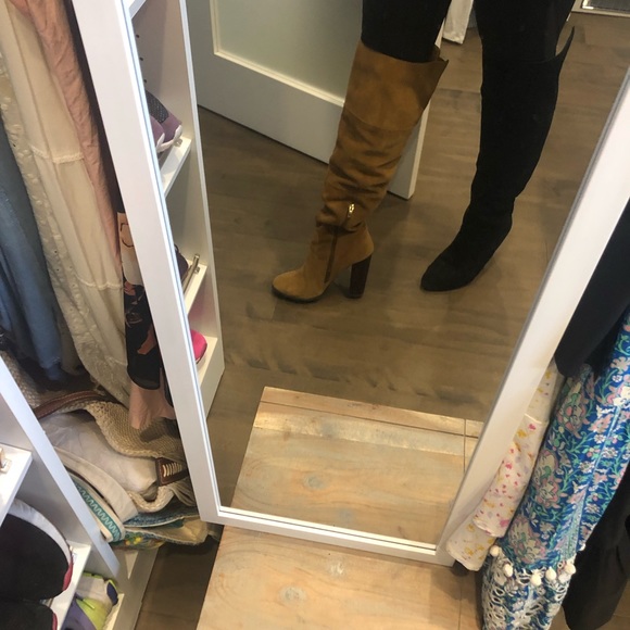 Aldo tall suede boots - each pair is sold separately - Picture 2 of 9